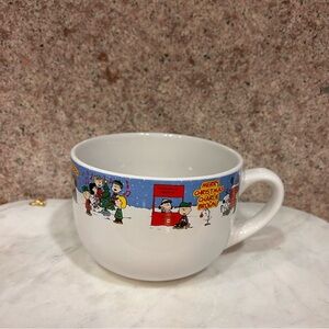 Galerie Peanuts A Charlie Brown Christmas Soup Mug Oversized Coffee Mug Snoopy